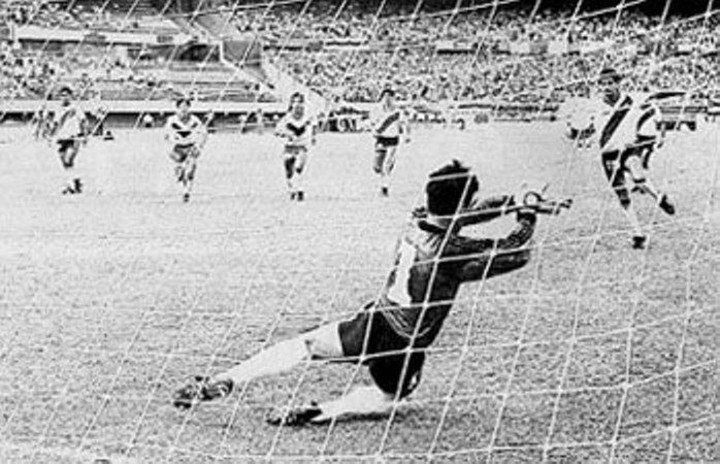 El día que el Pato amargó a River.
