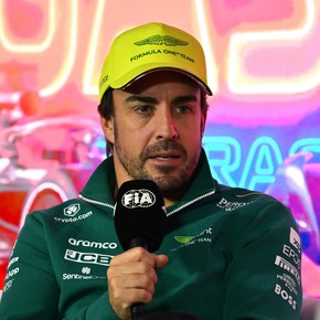 Fórmula 1: ¿Horner llamó a Alonso para que se sume a Red Bull en 2025?