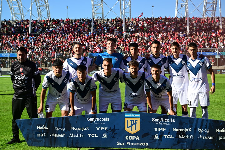 Vélez, el primer finalista. (Foto Andrés Vazquez)