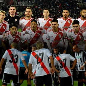 La gran diferencia en los equipos de River que perdieron con Estudiantes (BA) y Temperley