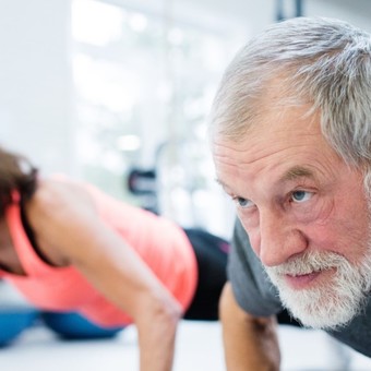 Cuántas flexiones se recomiendan al día, según tu edad 