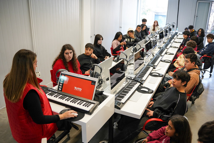 Hay ocho disciplinas para explorar, una de ellas de actividades relacionadas con la música. Foto Santiago García Díaz