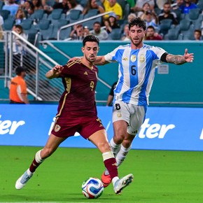Senesi: "Vestir la camiseta de la Selección Argentina es un sueño cumplido"