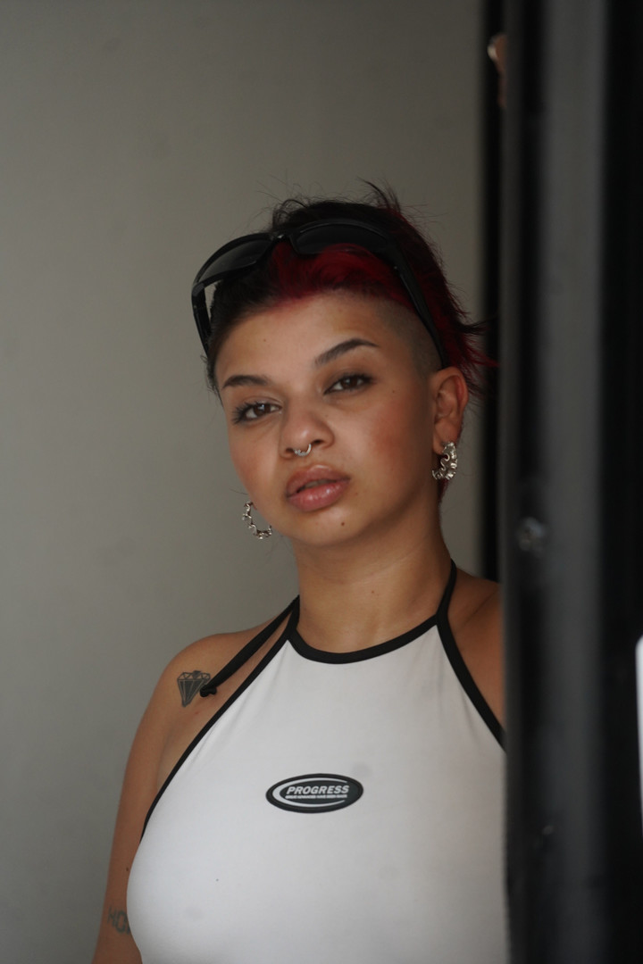 La profesora de música de Candu Domínguez es su hermana Belén, que tiene un instituto en Merlo. Foto: Guillermo Rodríguez Adami