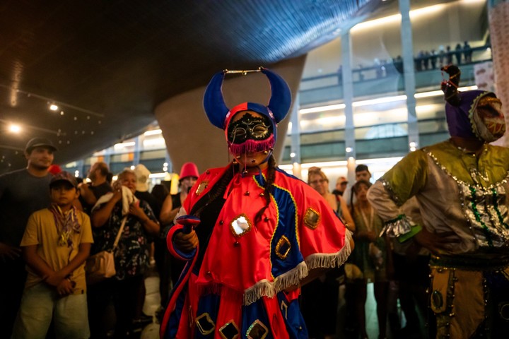 El Carnaval de Jujuy en Buenos Aires desbordó el Palacio Libertad este domingo. Foto: prensa Palacio Libertad gentileza.