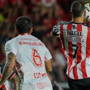 Argentinos mereció más pero no pasó del empate ante Barracas