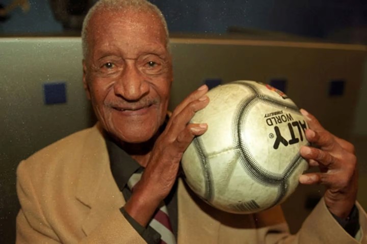 Moacir Barbosa cargó con el peso del Maracanazo para siempre.