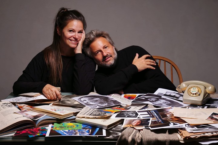 Los hermanos Ana Julia Bonetto y Martín Bonetto, autores del libroHubo una vez un patio (Planeta). Foto: Martín Bonetto.