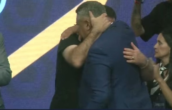 Tapia, presidente de AFA.