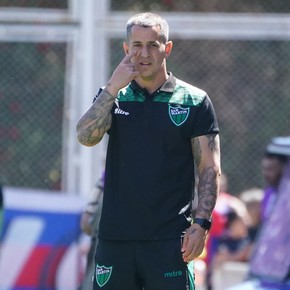 Romagnoli y un nuevo destino en su carrera como DT: dirigirá a Guaraní de Paraguay