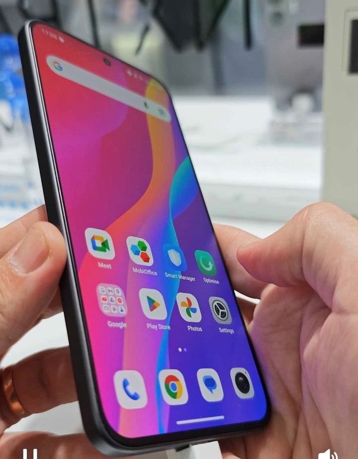 La integración de NXTPAPER en paneles AMOLED, algo inédito para la marca.