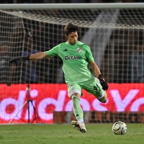 Beltrán en modo Armani: dos tapadones para salvar a River vs. Independiente Rivadavia