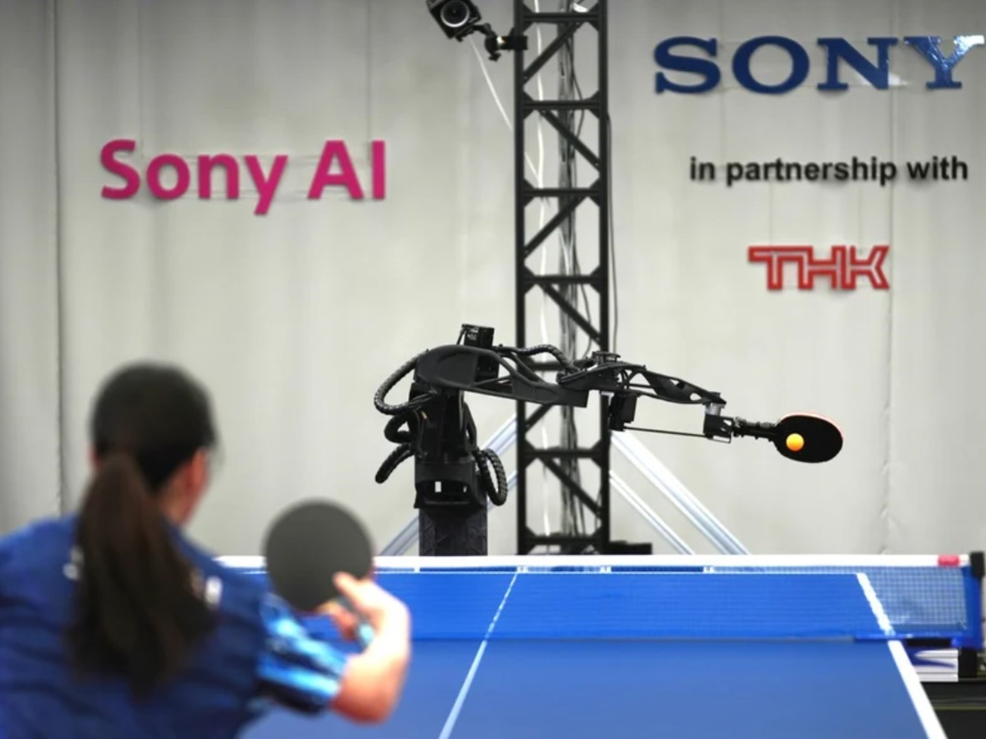 Como es por dentro Ace, el robot entrenado con IA que ya les gana a jugadores profesionales de tenis de mesa