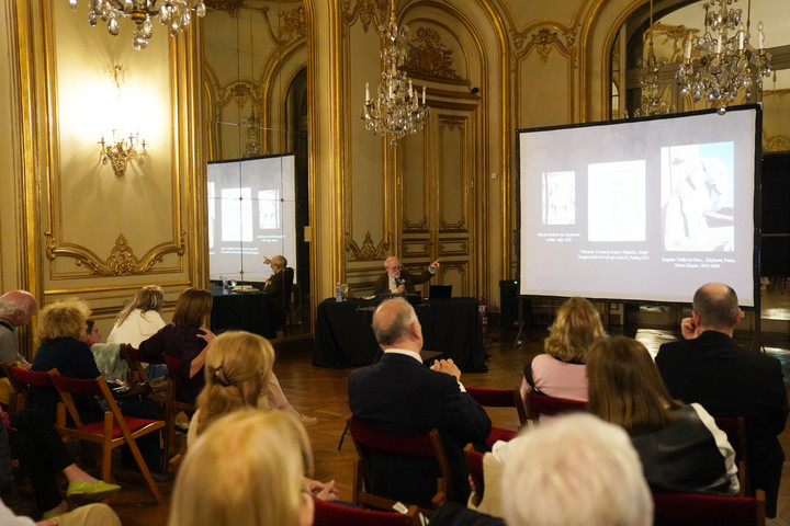 El historiador José Emilio Burucúa ofreció una conferencia en la Bienal de Arte Sacro Contemporáneo. Foto: Martin Bonetto.