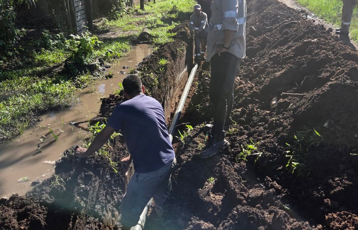 FONTANA: SAMEEP AMPLÍA LA RED DE AGUA POTABLE EN VILLA FLORIANI Y BENEFICIA A MÁS DE 60 FAMILIAS