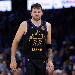 Luka Doncic viajará a Europa para tratar su lesión y apunta a los playoffs de la NBA