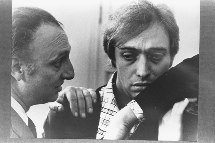 Brandoni con Héctor Alterio en "La tregua", la primera argentina candidata al Oscar a la mejor película extranjera.