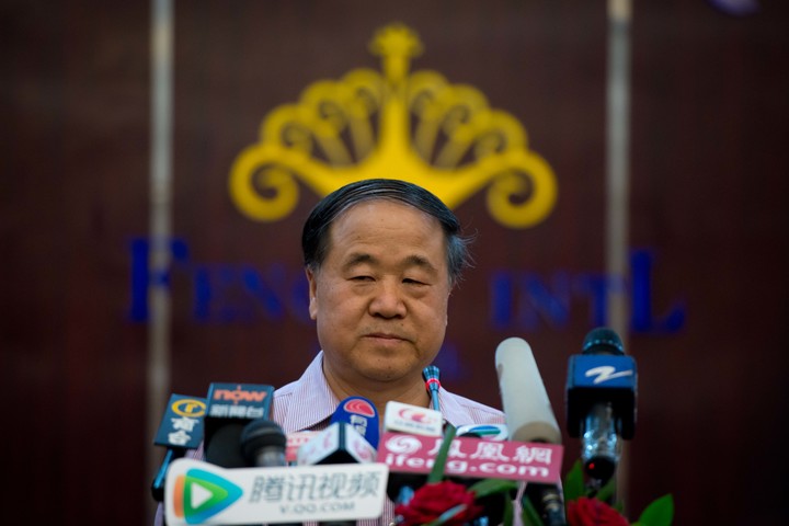 Mo Yan en una conferencia de prensa en Gaomi en 2012. AFP PHOTO / Ed Jones