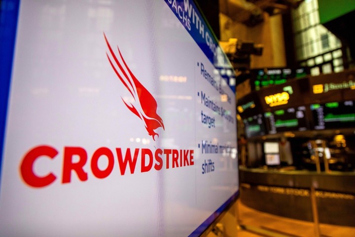 CrowdStrike, otra empresa de ciberseguridad, participa del programa de Anthropic. Foto Bloomberg