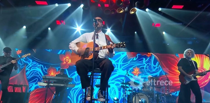 Abel Pintos va por un Gardel.