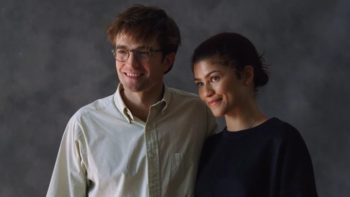Ronert Pattinson y Zendaya, novios en problemas. Foto Diamond Films