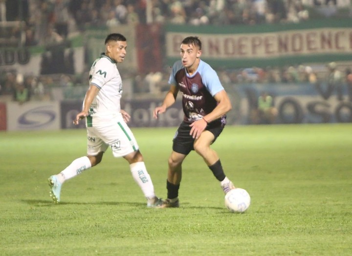 UAI Urquiza empató con Laferrere. @clubuaiurquiza