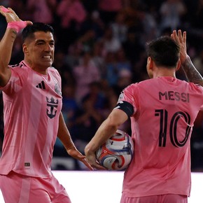 Messi la rompió en la inauguración del NU Stadium, pero el Inter empató 2-2