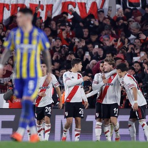 Todos los videos de River - Central: gol de Colidio, penal errado por Montiel, silbidos a Di María y más