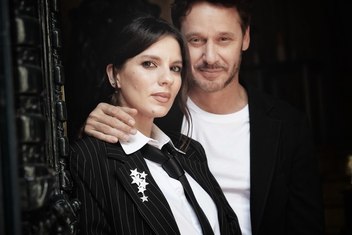 Gimena Accardi Y Benjamín Vicuña, los protagonistas de "La voz ausente". Foto Ariel Grinberg