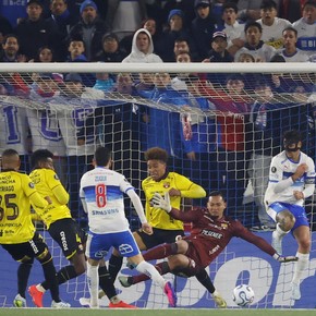 Atento Boca: Católica le gana a Barcelona