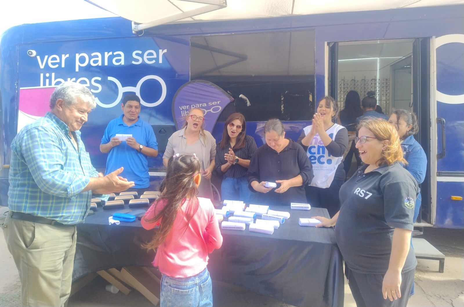 VER PARA SER LIBRES 2026: EL OPERATIVO OFTALMOLÓGICO LLEGÓ HOY A PAMPA DEL INFIERNO Y PAMPA DEL INDIO