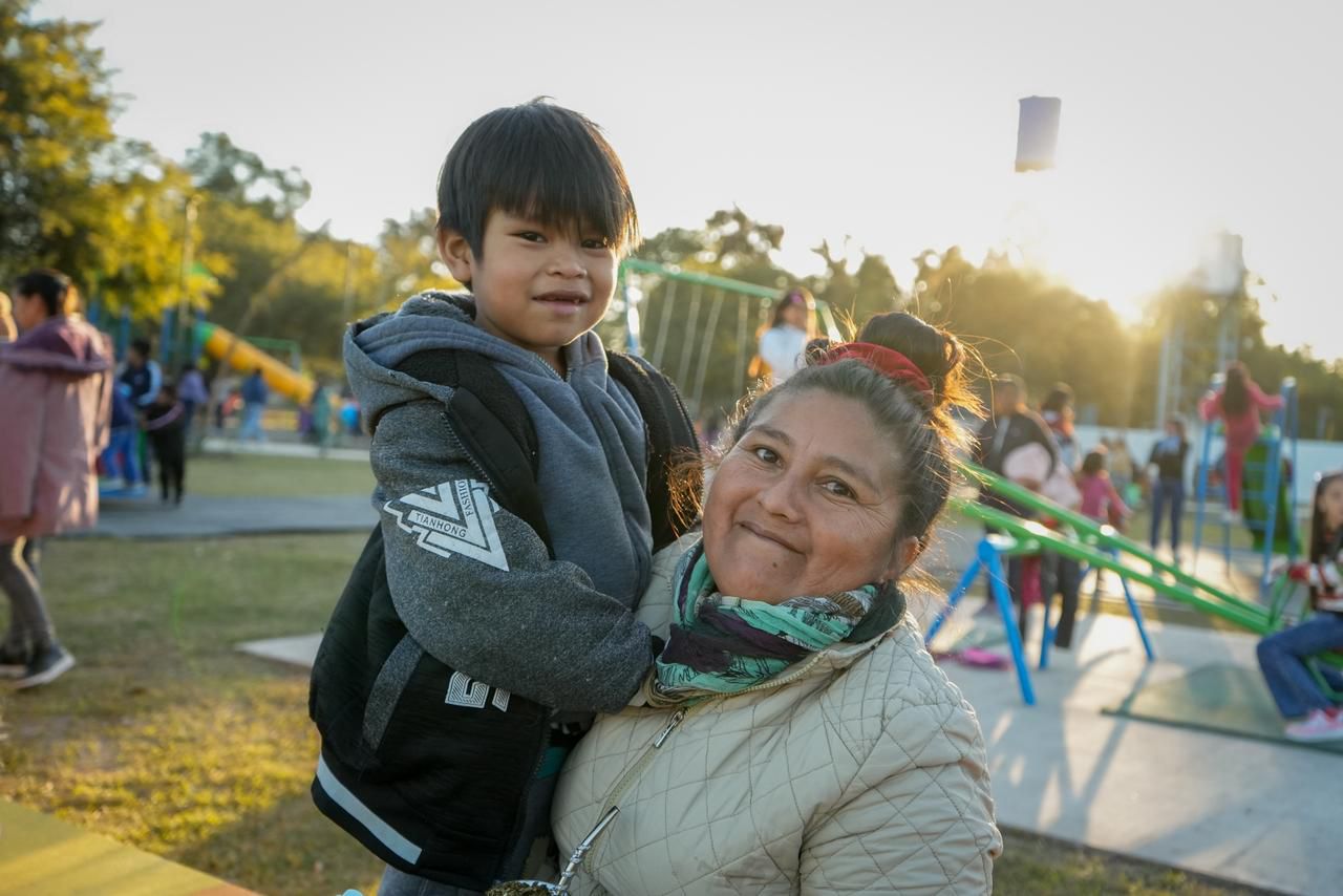 ZDERO INAUGURÓ LA NUEVA PLAZA CENTRAL DE COLONIA ABORIGEN: “ES EL GRAN PATIO DE ENCUENTRO DE TODA LA COMUNIDAD”