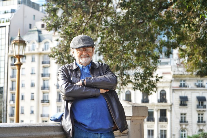 El escritor, biógrafo e investigador Álvaro Abós. Foto: Ariel Grinberg.