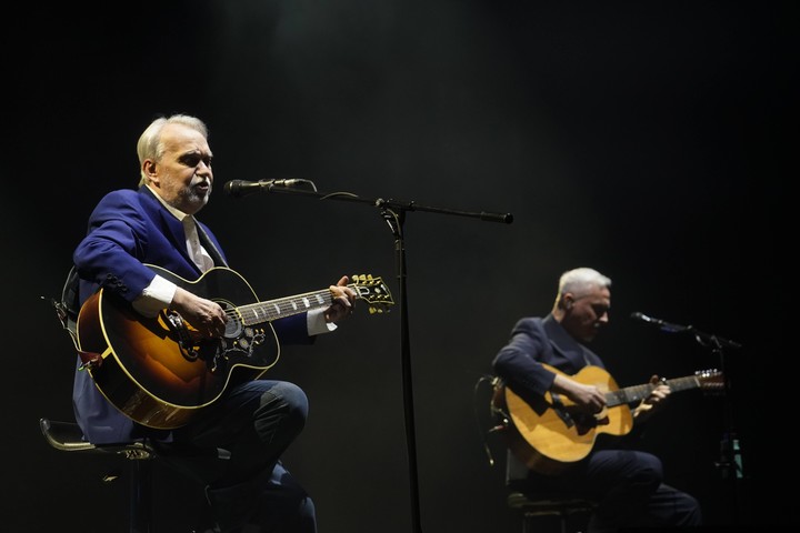 Pedro Aznar y David Lebón brindaron un show lleno de nostalgia y plagado de clásicos. Foto: Fernando de la Orden / 