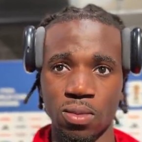 El jugador del Congo que respeta a Ronaldo pero ”está más viejo"