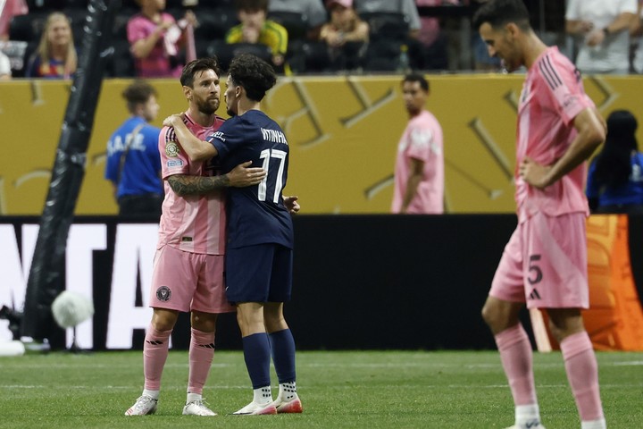 Vitinha con Messi en el Mundial de Clubes 2025. EFE/EPA/ERIK S. LESSER