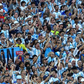 Somos locales otra vez: la marea argenta en Kansas, locura por Messi y el grito sagrado