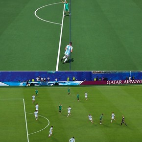 Los dos goles anulados en Argentina vs. Argelia por offside de hombro