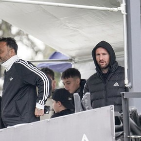 ¡Hola Diez! Lionel Messi presente en Leones vs Central Córdoba por el ascenso argentino
