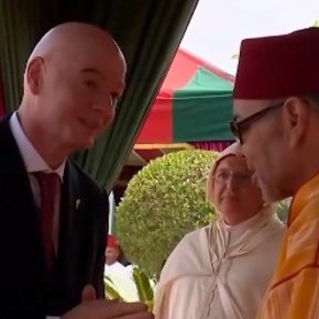 En medio del escándalo entre la UEFA y la FIFA, Infantino se mostró en Marruecos