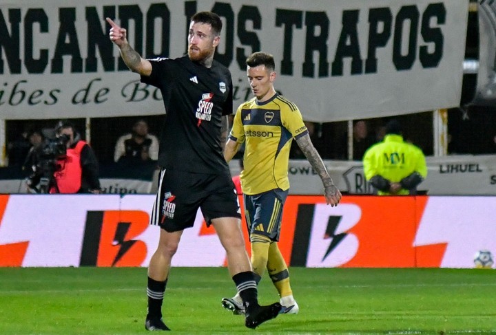 Riestra ya convirtió más de la mitad de los goles que tuvo en el Apertura (Fotobaires).
