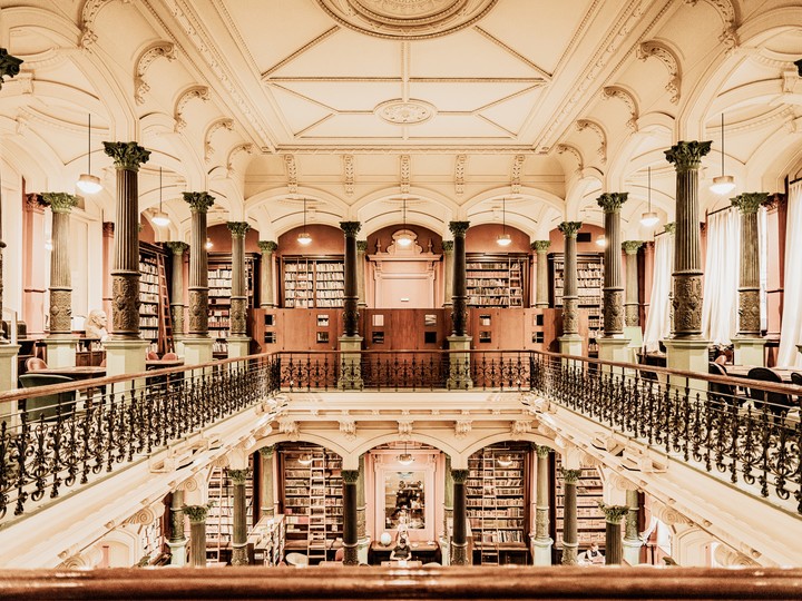 La librería El Ateneo en el antiguo cine Grand Splendid, en la lente del pianista británico residente en Madrid James Rhodes. Foto: James Rhodes, gentileza.