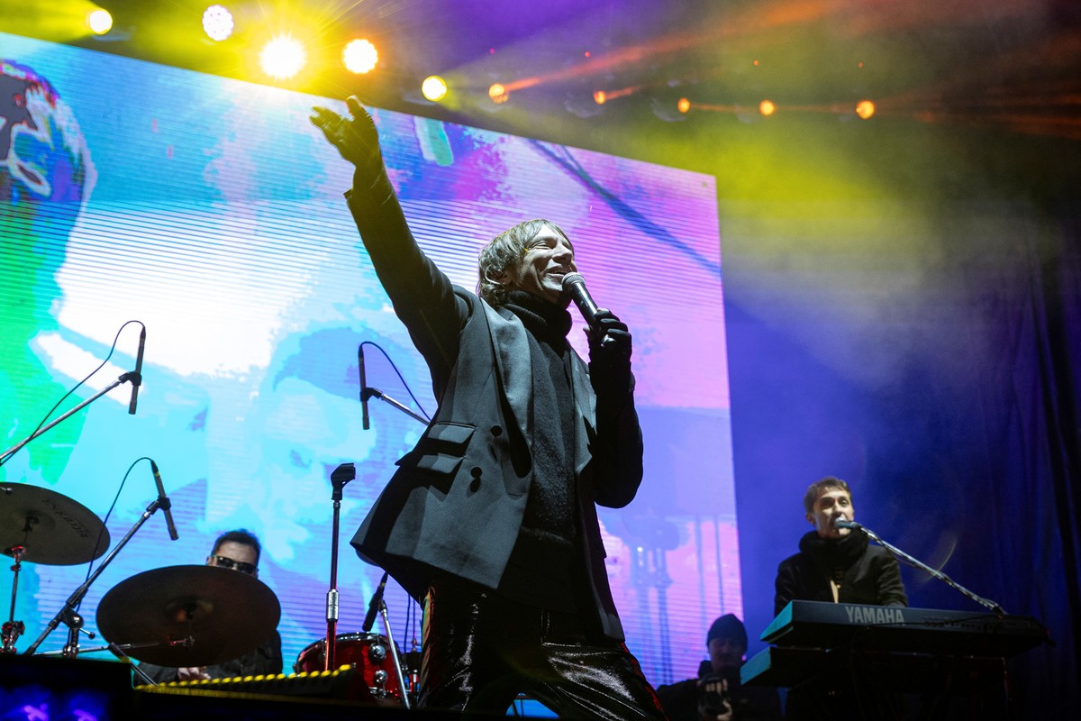 Joaquín Levinton, líder de Turf, en la última noche de la 55ª Fiesta Nacional de la Nieve. Foto: Power Link