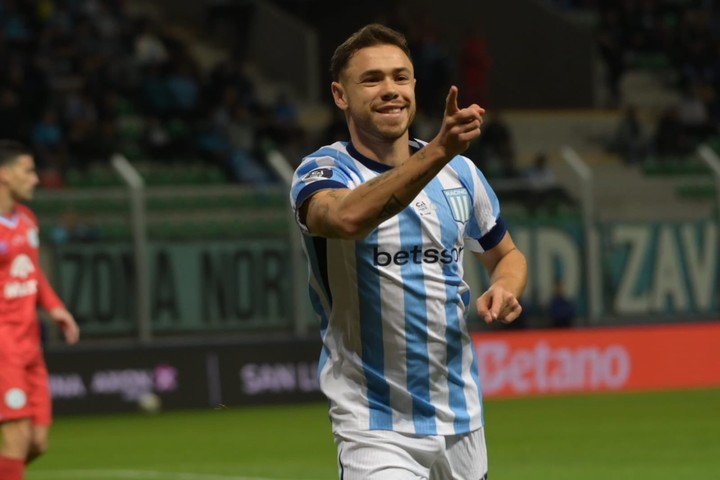 Conechny, el autor del gol de Racing.