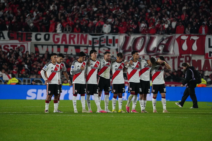 River - Independiente Santa Fe (Foto Marcelo Carroll)