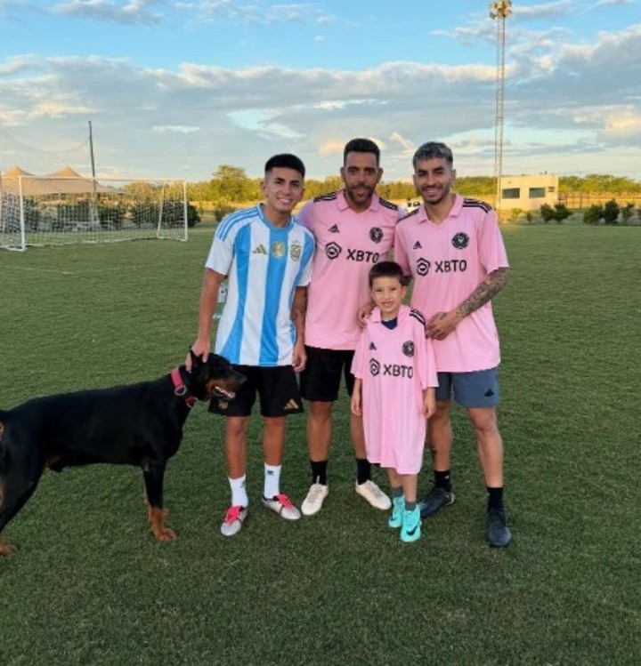 Almada y Correa, juntos.