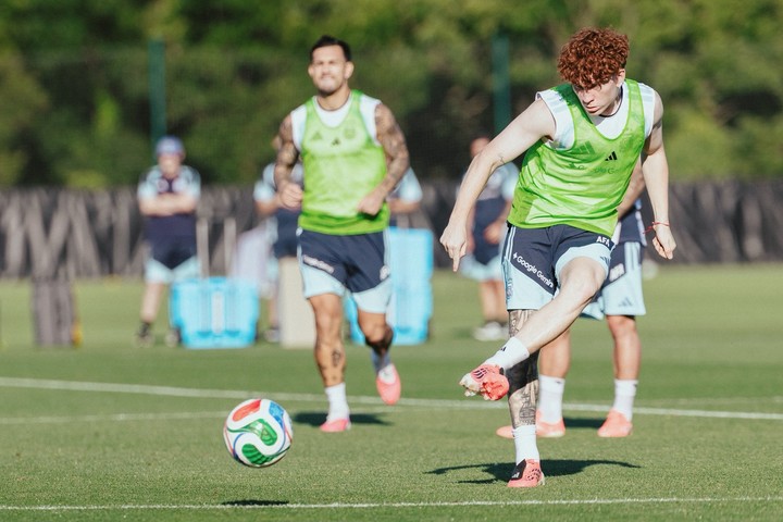Después de las vacaciones, Barco se incorporará al Chelsea.