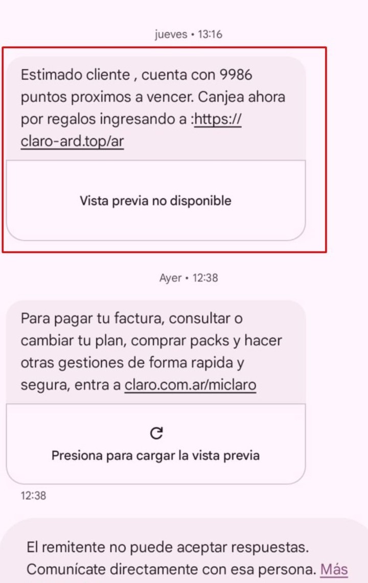 Uno de los mensajes maliciosos, mezclado con comunicaciones oficiales de Claro. Foto: Captura Clarín