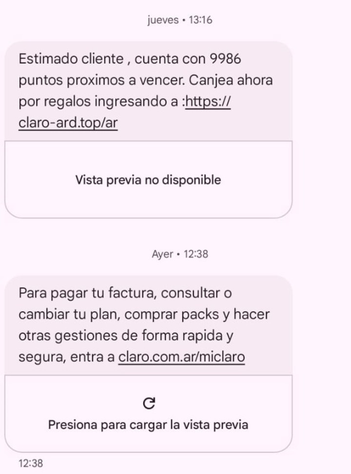 Uno de los mensajes maliciosos, mezclado con comunicaciones oficiales de Claro. Foto: Captura Clarín