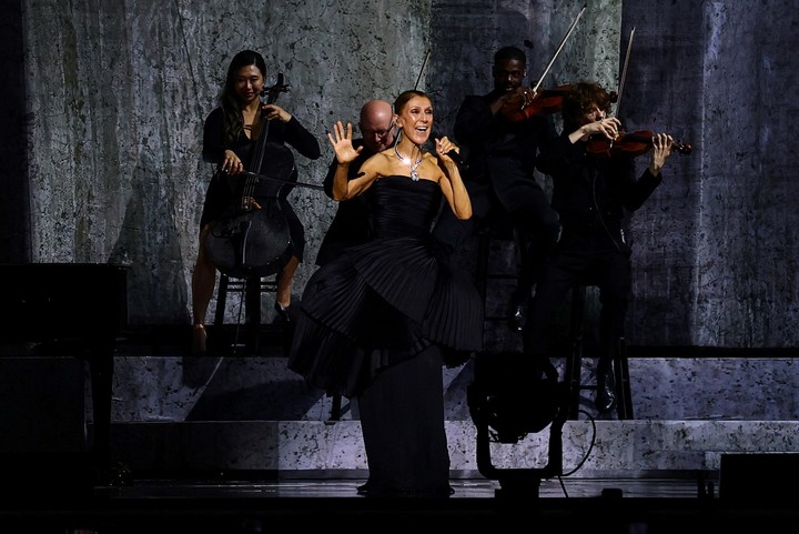 Celine Dion en el Plenitude Arena en Nanterre, cerca de Paris. Reuters